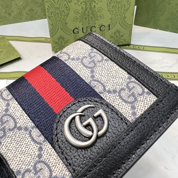 グッチ財布コピー内部構造